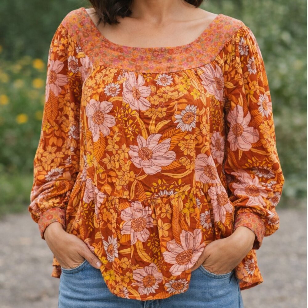 American Eagle Orange Floral Boho Blouse Long Sleeve Women’s Size XS